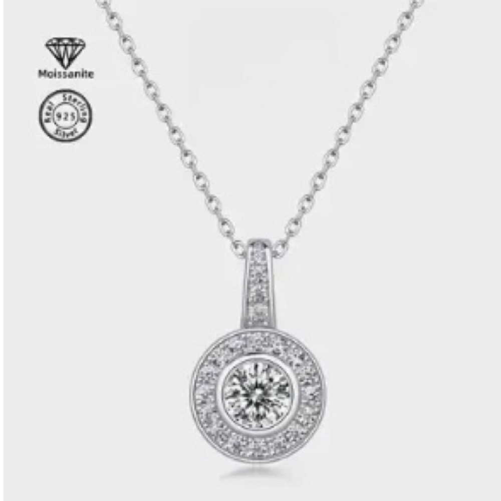 1 Carat Moissanite Diamond Sterling Silver Pendant Necklace - Picture 1 of 4